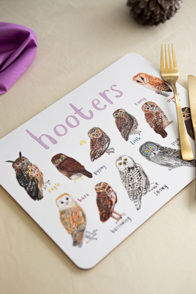 Hooters Playful Place Mat
